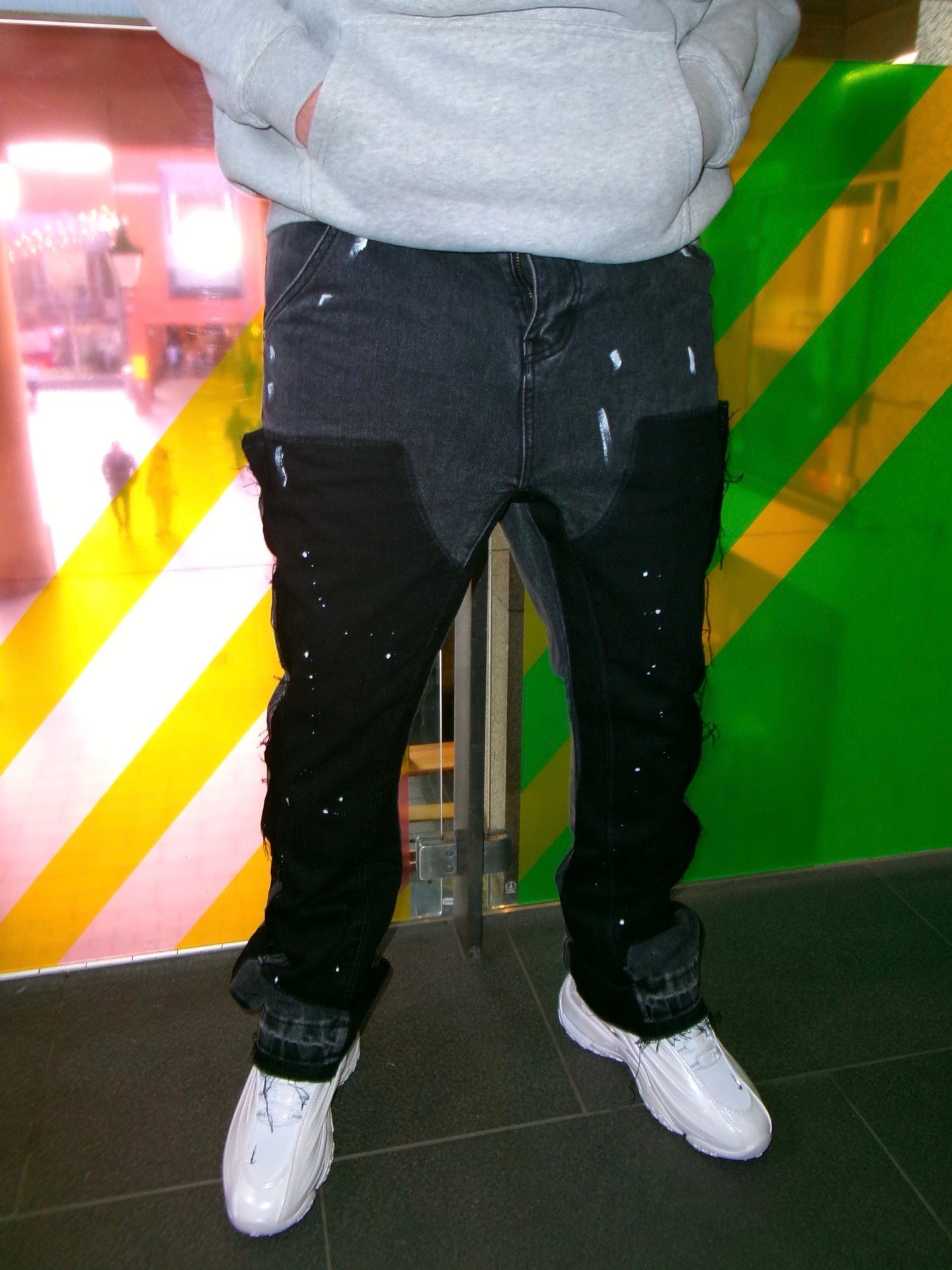 'Gravity' Jeans